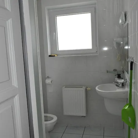 Pokoje Goscinne U Kasi Kolobrzeg Exterior photo