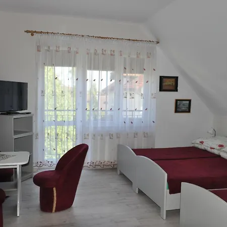 Pokoje Goscinne U Kasi Kolobrzeg Exterior photo